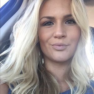 Meet your Posher, Jen